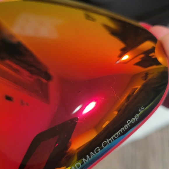 SOLD- Smith 4D MAG Goggles - Picture 4 of 9